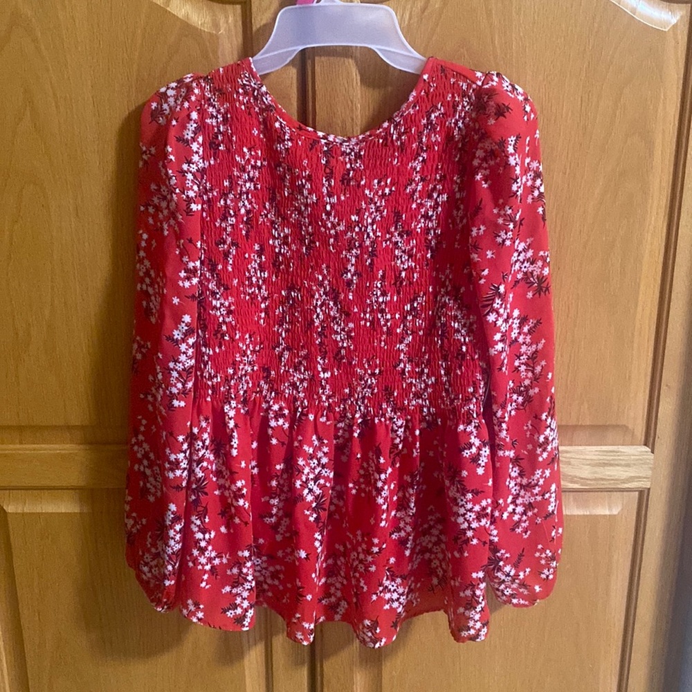 Scoop brand blouse size small. Brand new with tags.
